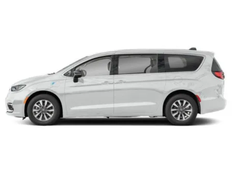Photos of 2024 Chrysler Pacifica Hybrid Select for sale in Kansas City, MO at Cable Dahmer Chrysler Dodge Jeep Ram of Kansas City
