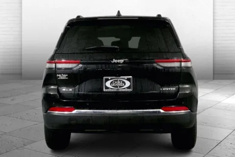 Another view of 2022 Jeep Grand Cherokee Limited 4x4 for sale in Kansas City, MO at Cable Dahmer Chrysler Dodge Jeep Ram of Kansas City