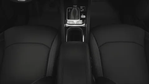 More photos of 2026 Jeep Compass COMPASS LIMITED 4X4 at Cable Dahmer Chrysler Dodge Jeep Ram of Kansas City, MO