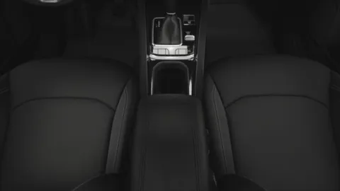 More photos of 2026 Jeep Compass COMPASS LIMITED 4X4 at Cable Dahmer Chrysler Dodge Jeep Ram of Kansas City, MO