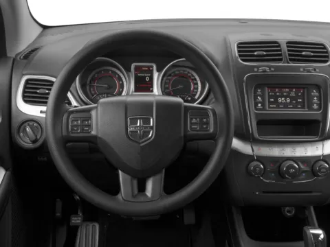 More photos of 2018 Dodge Journey SE at Cable Dahmer Chrysler Dodge Jeep Ram of Kansas City, MO
