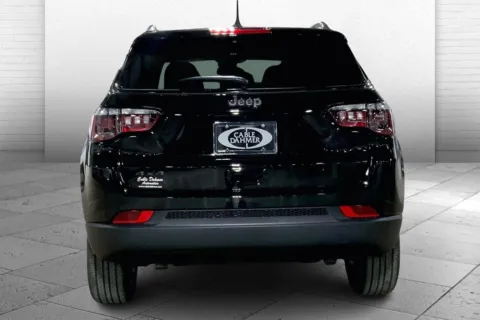 More photos of 2026 Jeep Compass COMPASS LATITUDE ALTITUDE 4X4 at Cable Dahmer Chrysler Dodge Jeep Ram of Kansas City, MO