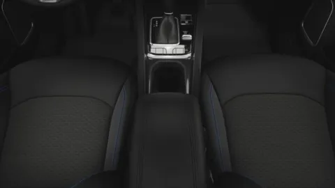 More photos of 2026 Jeep Compass COMPASS LATITUDE ALTITUDE 4X4 at Cable Dahmer Chrysler Dodge Jeep Ram of Kansas City, MO