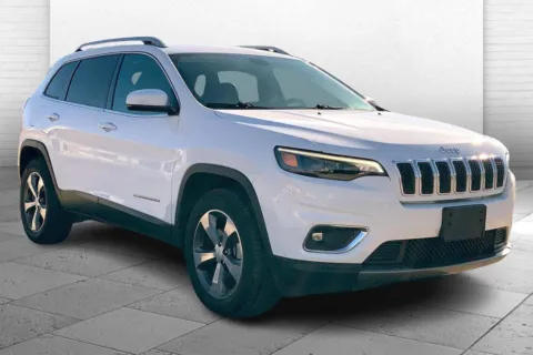 White 2020 Jeep Cherokee Limited 4X4 for sale in Kansas City, MO