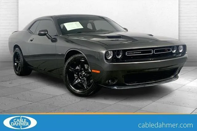 Gray 2018 Dodge Challenger R/T for sale in Kansas City, MO
