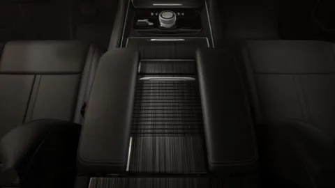 More photos of 2026 Jeep Grand Wagoneer GRAND WAGONEER 4X4 at Cable Dahmer Chrysler Dodge Jeep Ram of Kansas City, MO