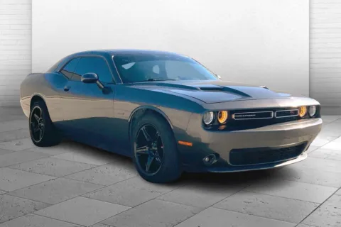 Gray 2018 Dodge Challenger R/T for sale in Kansas City, MO