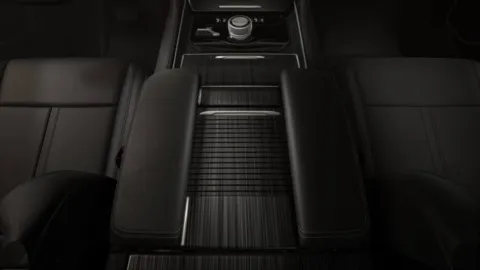 More photos of 2026 Jeep Grand Wagoneer GRAND WAGONEER 4X4 at Cable Dahmer Chrysler Dodge Jeep Ram of Kansas City, MO