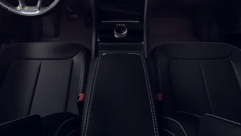 More photos of 2026 Jeep Grand Cherokee GRAND CHEROKEE ALTITUDE 4X4 at Cable Dahmer Chrysler Dodge Jeep Ram of Kansas City, MO