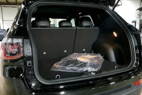 More photos of 2026 Jeep Compass COMPASS LATITUDE ALTITUDE 4X4 at Cable Dahmer Chrysler Dodge Jeep Ram of Kansas City, MO