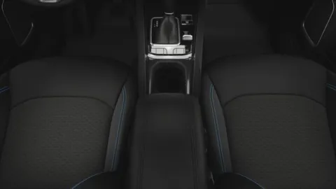 More photos of 2026 Jeep Compass COMPASS LATITUDE ALTITUDE 4X4 at Cable Dahmer Chrysler Dodge Jeep Ram of Kansas City, MO