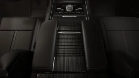 More photos of 2026 Jeep Grand Wagoneer GRAND WAGONEER L LIMITED RESERVE 4X4 at Cable Dahmer Chrysler Dodge Jeep Ram of Kansas City, MO