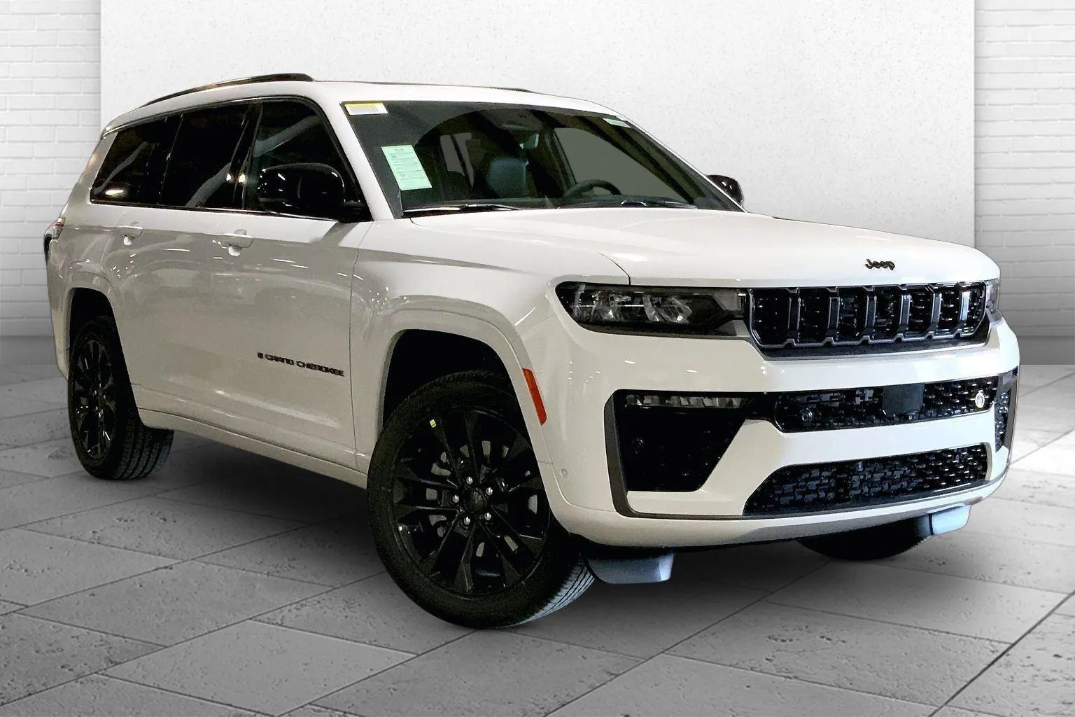 White 2026 Jeep Grand Cherokee GRAND CHEROKEE L LIMITED RESERVE 4X4 for sale in Kansas City, MO