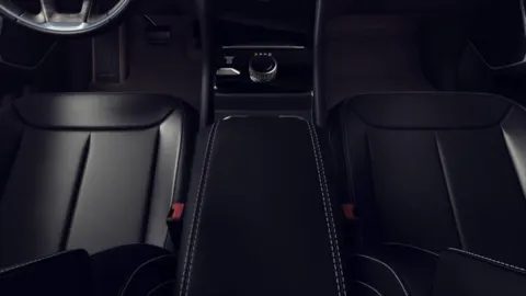 More photos of 2026 Jeep Grand Cherokee GRAND CHEROKEE L LIMITED RESERVE 4X4 at Cable Dahmer Chrysler Dodge Jeep Ram of Kansas City, MO