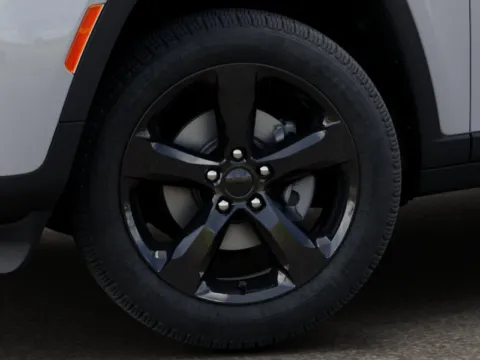 More photos of 2026 Jeep Grand Cherokee GRAND CHEROKEE LIMITED 4X4 at Cable Dahmer Chrysler Dodge Jeep Ram of Kansas City, MO