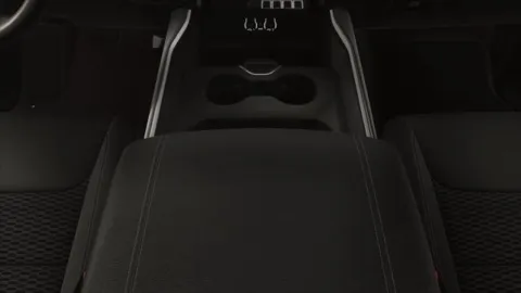 More photos of 2026 RAM Ram 1500 RAM 1500 BIG HORN CREW CAB 4X4 5'7' BOX at Cable Dahmer Chrysler Dodge Jeep Ram of Kansas City, MO