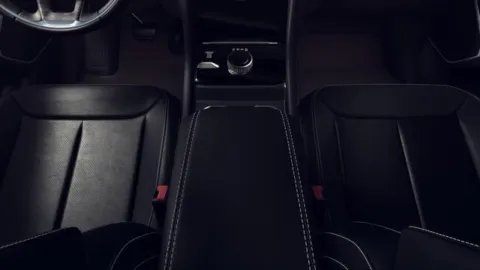 Another view of 2026 Jeep Grand Cherokee GRAND CHEROKEE LIMITED 4X4 for sale in Kansas City, MO at Cable Dahmer Chrysler Dodge Jeep Ram of Kansas City