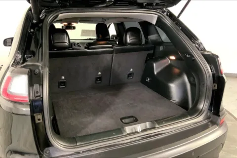 More photos of 2023 Jeep Cherokee Altitude Lux 4x4 at Cable Dahmer Chrysler Dodge Jeep Ram of Kansas City, MO