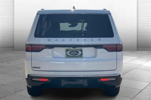 More photos of 2024 Jeep Wagoneer L at Cable Dahmer Chrysler Dodge Jeep Ram of Kansas City, MO