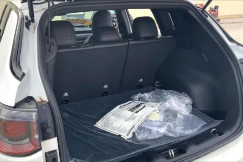 More photos of 2025 Jeep Compass Latitude at Cable Dahmer Chrysler Dodge Jeep Ram of Kansas City, MO