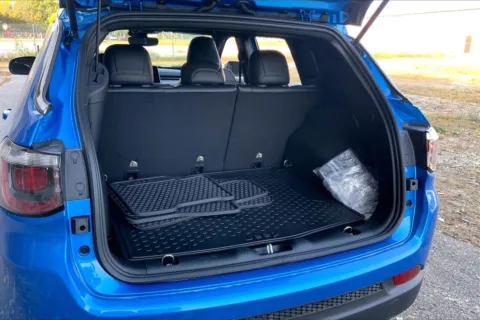 More photos of 2025 Jeep Compass Latitude at Cable Dahmer Chrysler Dodge Jeep Ram of Kansas City, MO