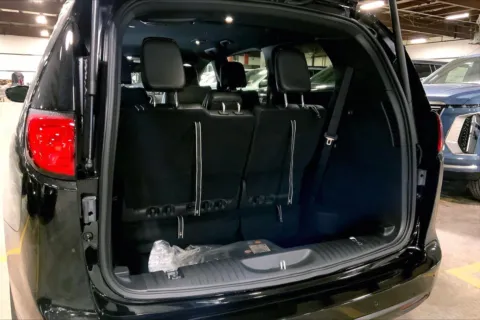 More photos of 2025 Chrysler Voyager LX at Cable Dahmer Chrysler Dodge Jeep Ram of Kansas City, MO