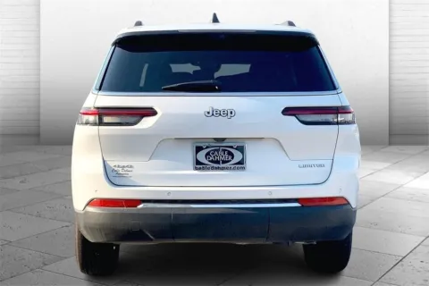 More photos of 2025 Jeep Grand Cherokee L Limited at Cable Dahmer Chrysler Dodge Jeep Ram of Kansas City, MO