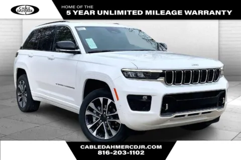 White 2025 Jeep Grand Cherokee Overland for sale in Kansas City, MO