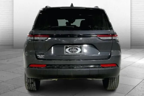 More photos of 2025 Jeep Grand Cherokee Altitude at Cable Dahmer Chrysler Dodge Jeep Ram of Kansas City, MO