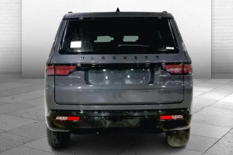 More photos of 2025 Jeep Wagoneer Series II Carbide at Cable Dahmer Chrysler Dodge Jeep Ram of Kansas City, MO