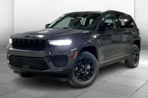 Photos of 2025 Jeep Grand Cherokee Altitude for sale in Kansas City, MO at Cable Dahmer Chrysler Dodge Jeep Ram of Kansas City