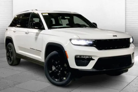 White 2025 Jeep Grand Cherokee Limited for sale in Kansas City, MO