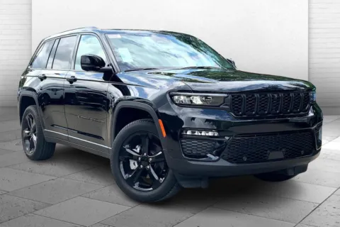 Black 2025 Jeep Grand Cherokee Limited for sale in Kansas City, MO