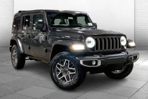 Gray 2025 Jeep Wrangler WRANGLER 4-DOOR SAHARA for sale in Kansas City, MO