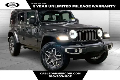 Gray 2025 Jeep Wrangler Sahara for sale in Kansas City, MO