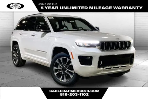 White 2025 Jeep Grand Cherokee Overland for sale in Kansas City, MO
