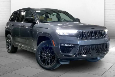 Gray 2025 Jeep Grand Cherokee Summit Reserve for sale in Kansas City, MO