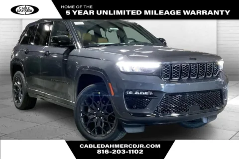 Gray 2025 Jeep Grand Cherokee Summit Reserve for sale in Kansas City, MO