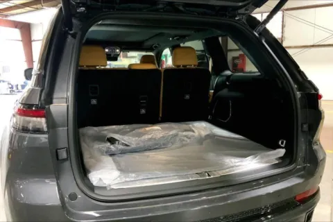 More photos of 2025 Jeep Grand Cherokee Summit Reserve at Cable Dahmer Chrysler Dodge Jeep Ram of Kansas City, MO