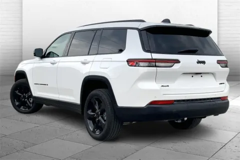 Another view of 2025 Jeep Grand Cherokee L Limited for sale in Kansas City, MO at Cable Dahmer Chrysler Dodge Jeep Ram of Kansas City