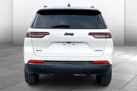 More photos of 2025 Jeep Grand Cherokee L Limited at Cable Dahmer Chrysler Dodge Jeep Ram of Kansas City, MO