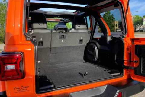 More photos of 2025 Jeep Wrangler WRANGLER 4-DOOR RUBICON 392 at Cable Dahmer Chrysler Dodge Jeep Ram of Kansas City, MO