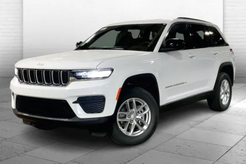 Photos of 2025 Jeep Grand Cherokee Laredo X for sale in Kansas City, MO at Cable Dahmer Chrysler Dodge Jeep Ram of Kansas City