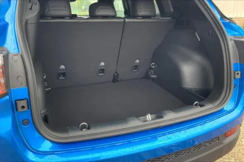 More photos of 2025 Jeep Compass Latitude at Cable Dahmer Chrysler Dodge Jeep Ram of Kansas City, MO