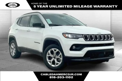 White 2025 Jeep Compass Latitude for sale in Kansas City, MO