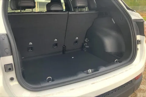 More photos of 2025 Jeep Compass Latitude at Cable Dahmer Chrysler Dodge Jeep Ram of Kansas City, MO