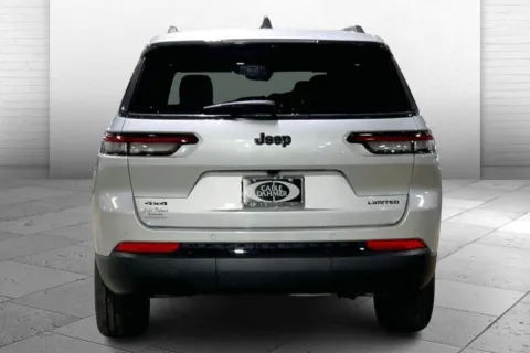 More photos of 2025 Jeep Grand Cherokee GRAND CHEROKEE L LIMITED 4X4 at Cable Dahmer Chrysler Dodge Jeep Ram of Kansas City, MO