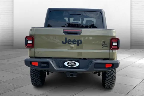 More photos of 2025 Jeep Gladiator Willys at Cable Dahmer Chrysler Dodge Jeep Ram of Kansas City, MO
