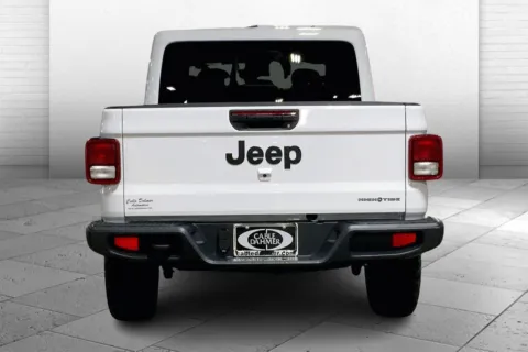 More photos of 2025 Jeep Gladiator High Tide at Cable Dahmer Chrysler Dodge Jeep Ram of Kansas City, MO