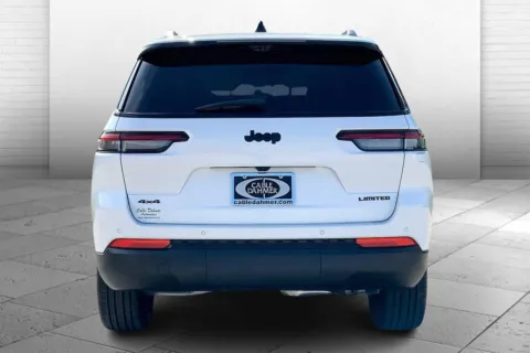 More photos of 2025 Jeep Grand Cherokee L Limited at Cable Dahmer Chrysler Dodge Jeep Ram of Kansas City, MO